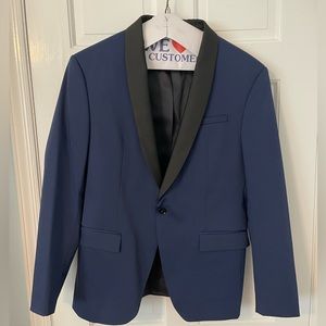 Men’s Zara tuxedo jacket. Dark blue with black trim